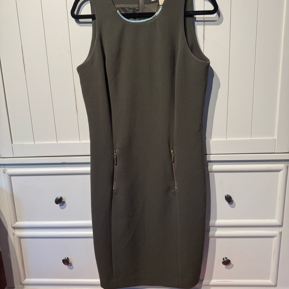 MICHAEL Michael Kors Green Crew Neck Midi Dress